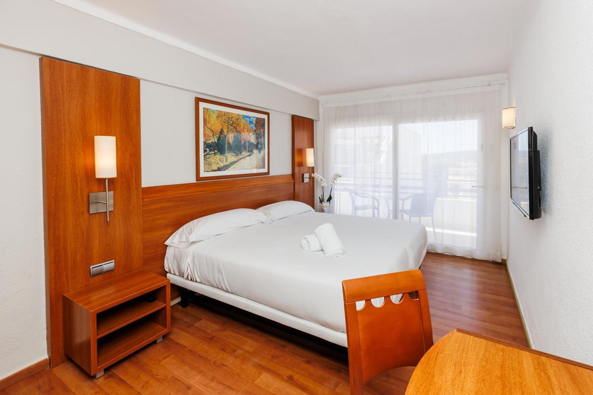 Hotel O7 Colombo S'Illot (Mallorca)