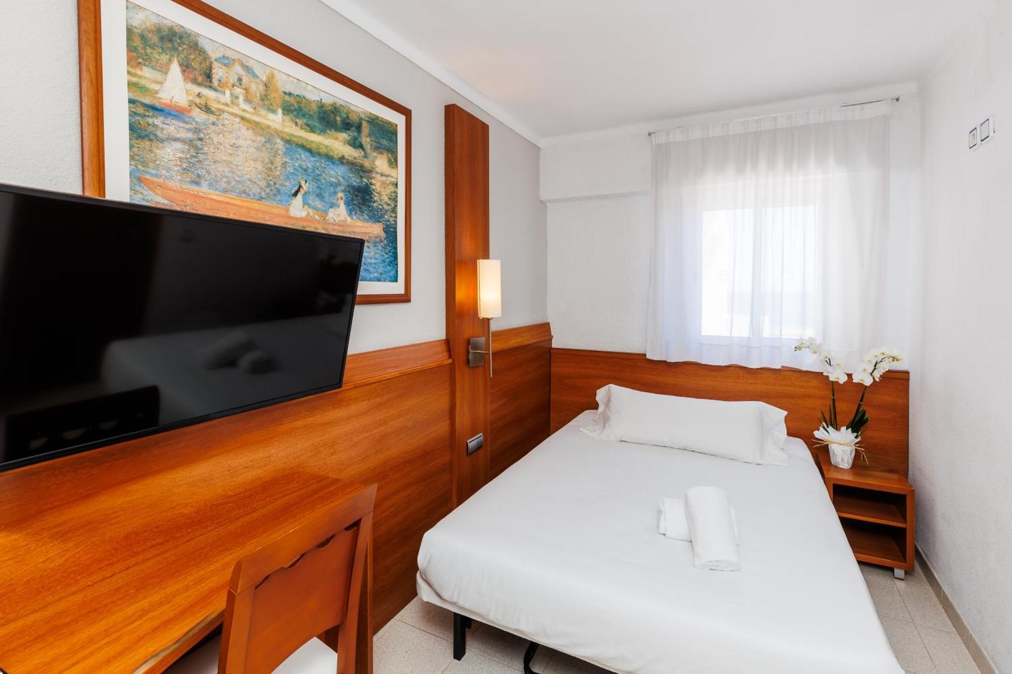 O7 Colombo Hotel 3*