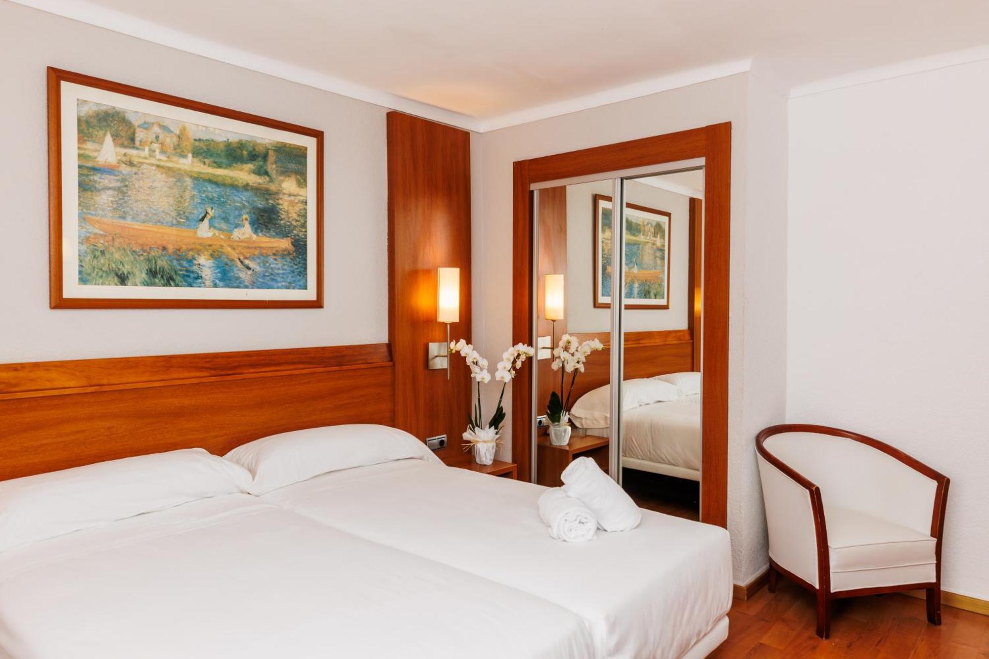 Hotel O7 Colombo S'Illot (Mallorca)