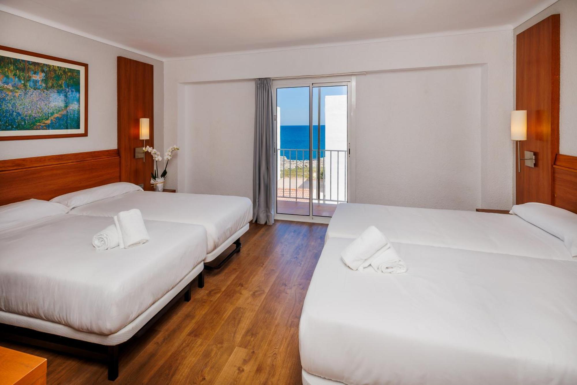 O7 Colombo 3* S'Illot (Mallorca)