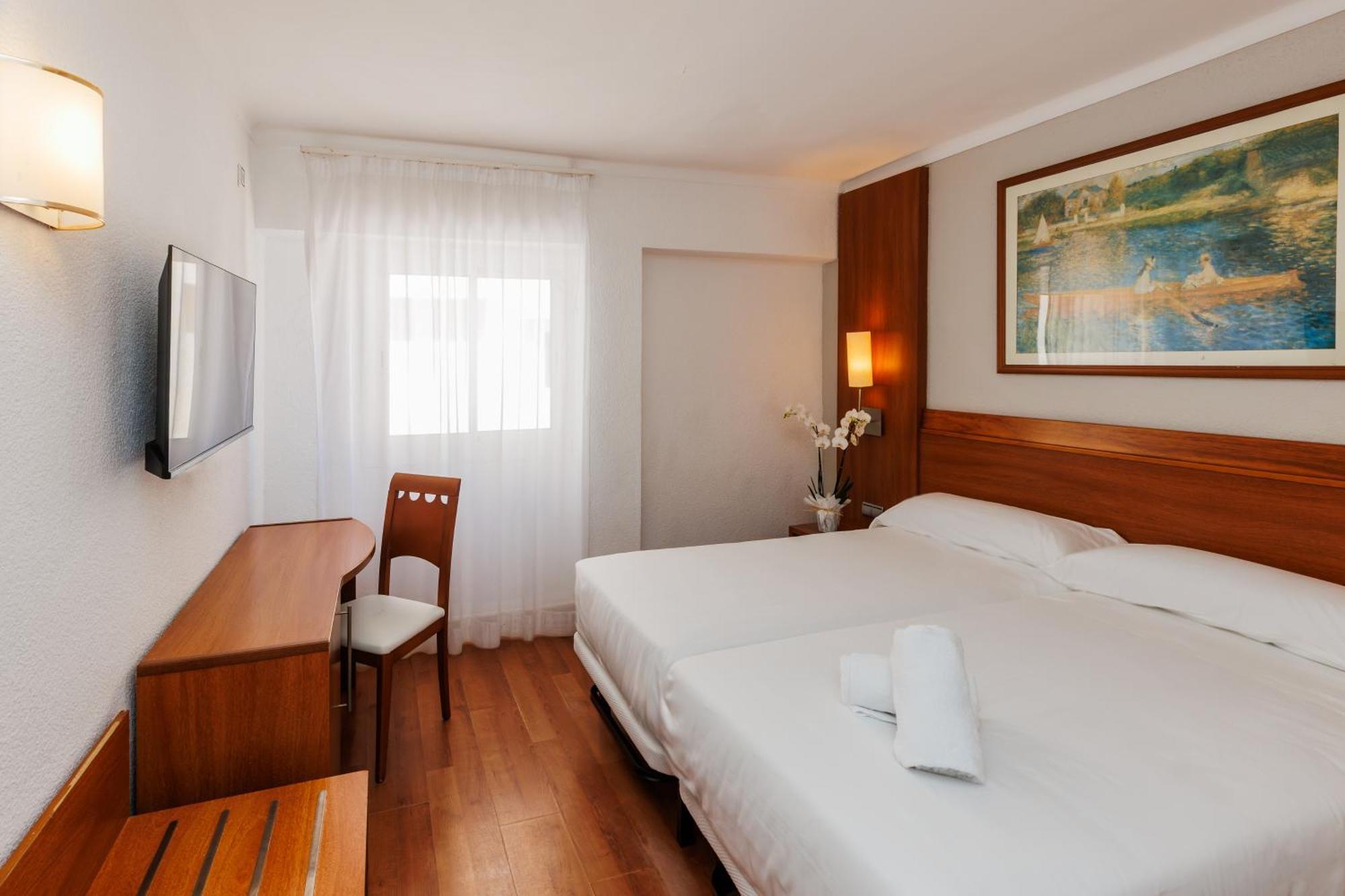 O7 Colombo Hotel